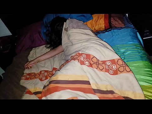 ❤️ Stepson oo garaacaya hooyadeed oo yar intay seexanayso. ❤❌  annaga %so.pornosexphoto.ru